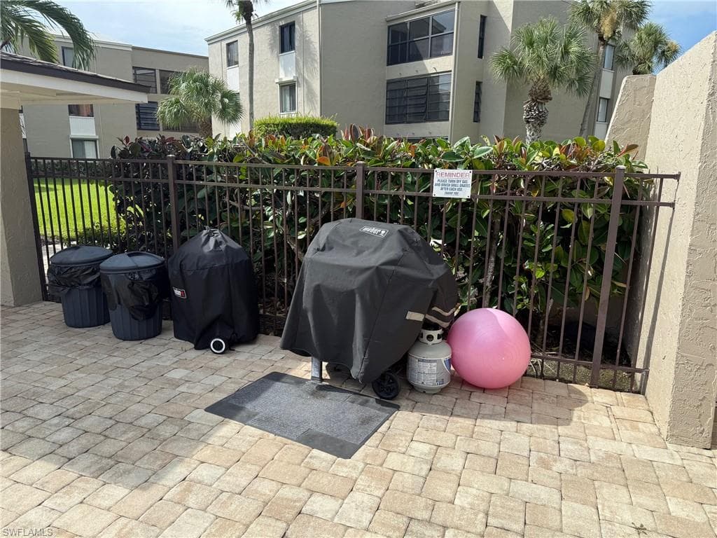 3655 Boca Ciega Dr 201, Naples, FL 34112-28