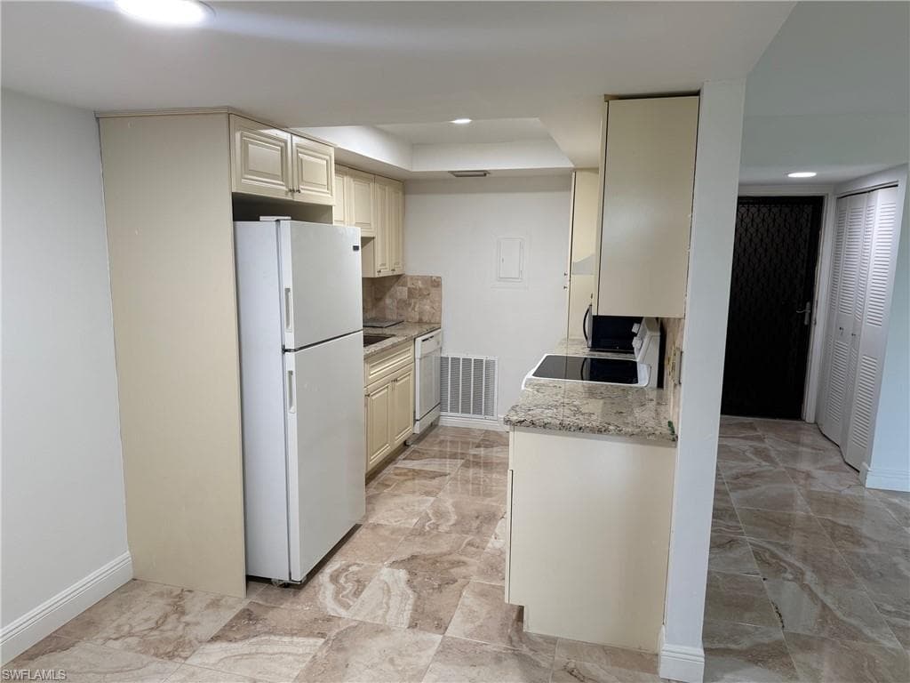 3655 Boca Ciega Dr 201, Naples, FL 34112-5