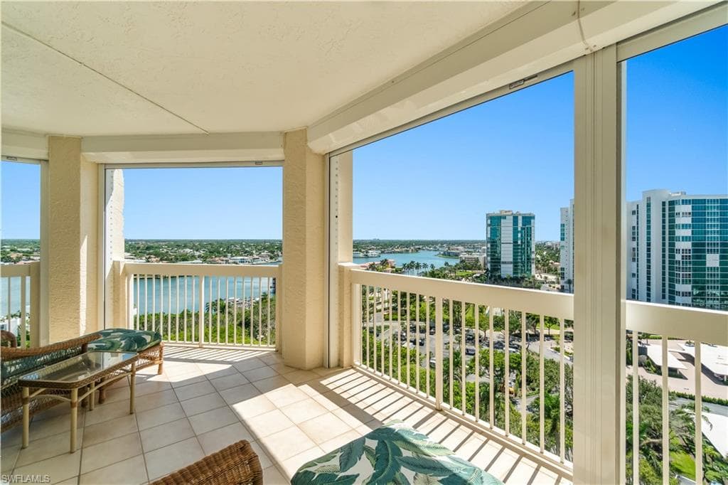 4021 Gulf Shore Blvd N 1403, Naples, FL 34103-19