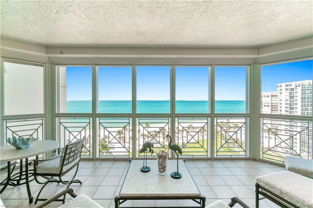 4021 Gulf Shore Blvd N 1403, Naples, FL 34103-4