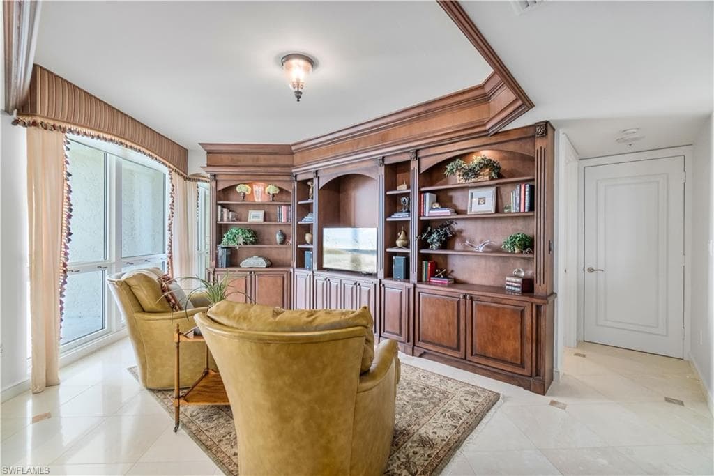 4021 Gulf Shore Blvd N 1403, Naples, FL 34103-6