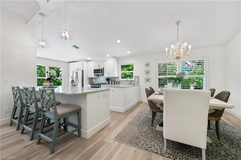 347 Emerald Bay Cir S7, Naples, FL 34110-11