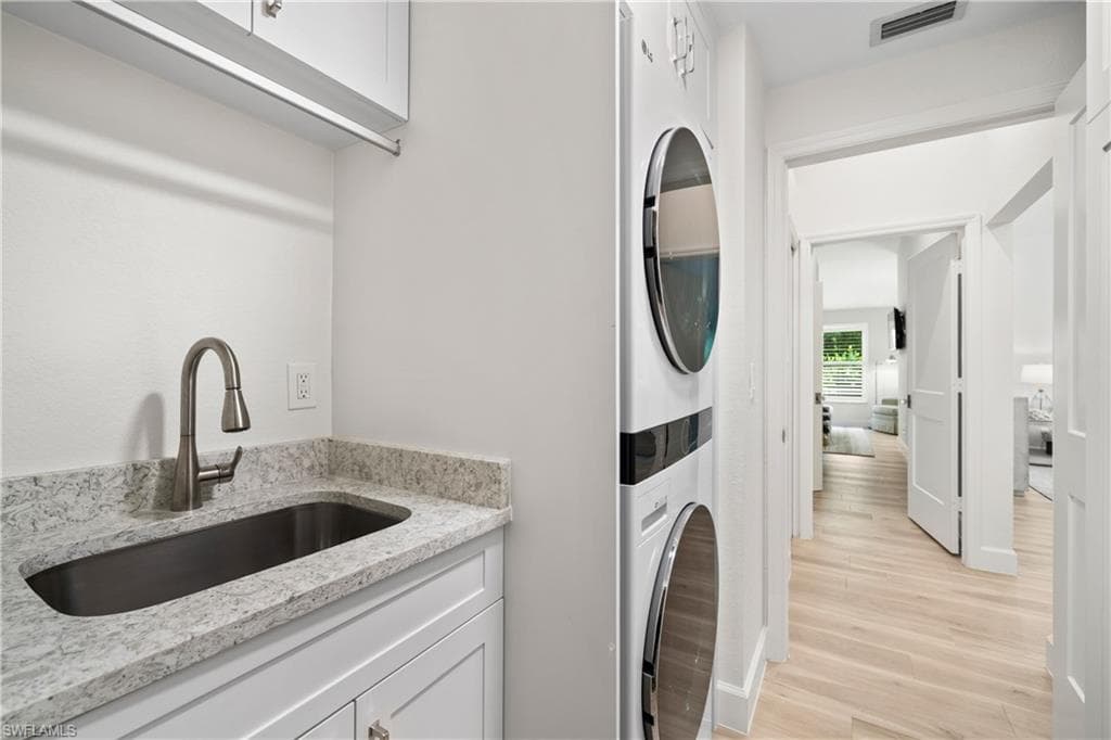 347 Emerald Bay Cir S7, Naples, FL 34110-28