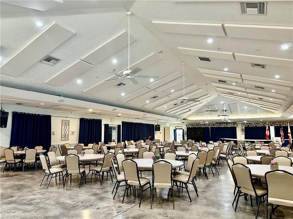 186 Panther Pass Cir 186, Naples, FL 34114-29