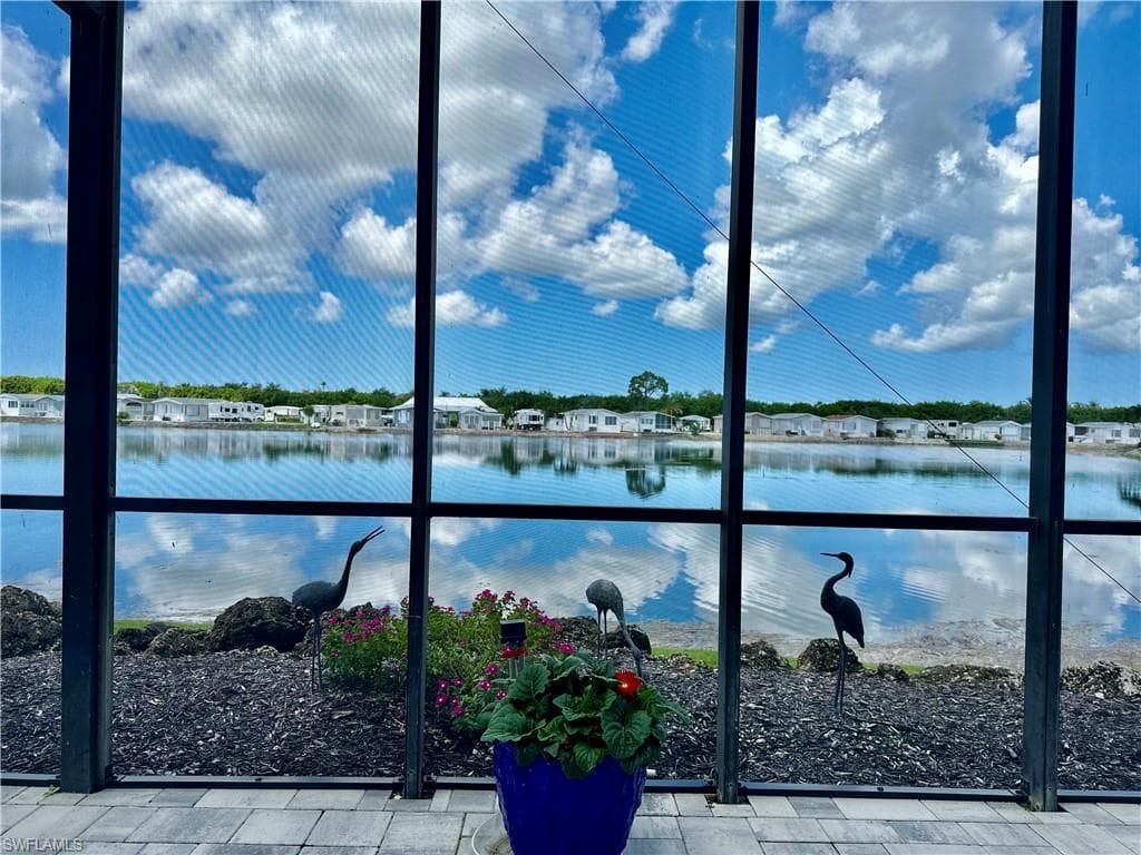 186 Panther Pass Cir 186, Naples, FL 34114-36