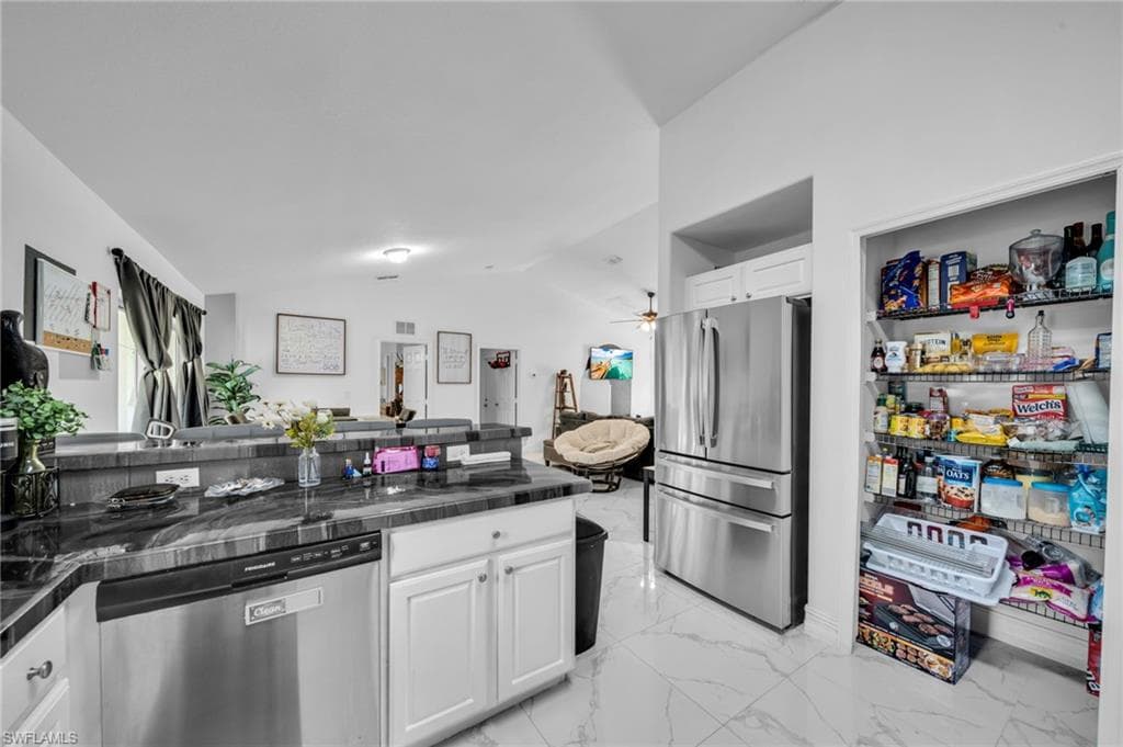 2071 20th Ave NE, Naples, FL 34120-17