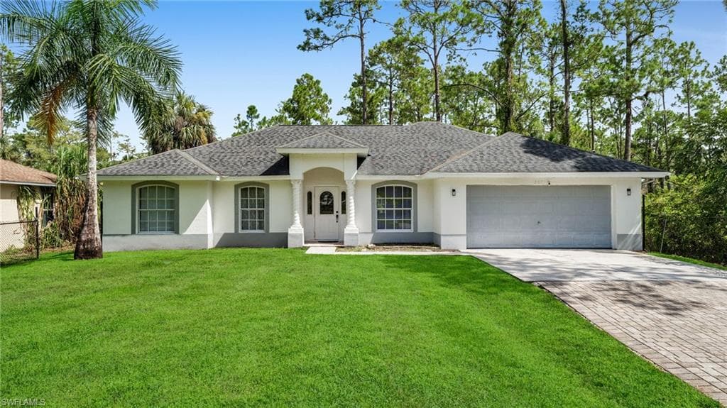 2071 20th Ave NE, Naples, FL 34120-1