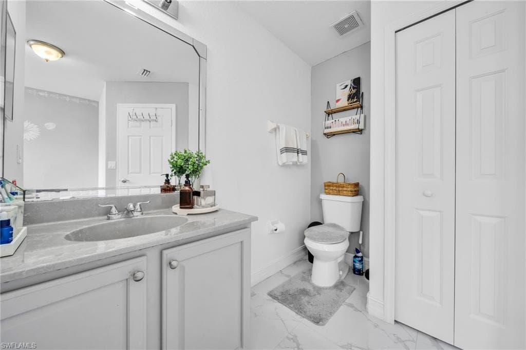 2071 20th Ave NE, Naples, FL 34120-29