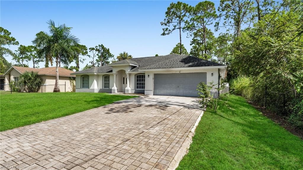 2071 20th Ave NE, Naples, FL 34120-6