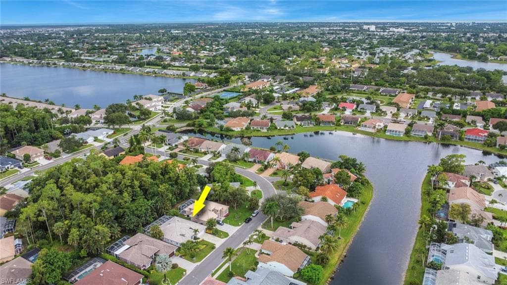 5156 Mabry Dr, Naples, FL 34112-1
