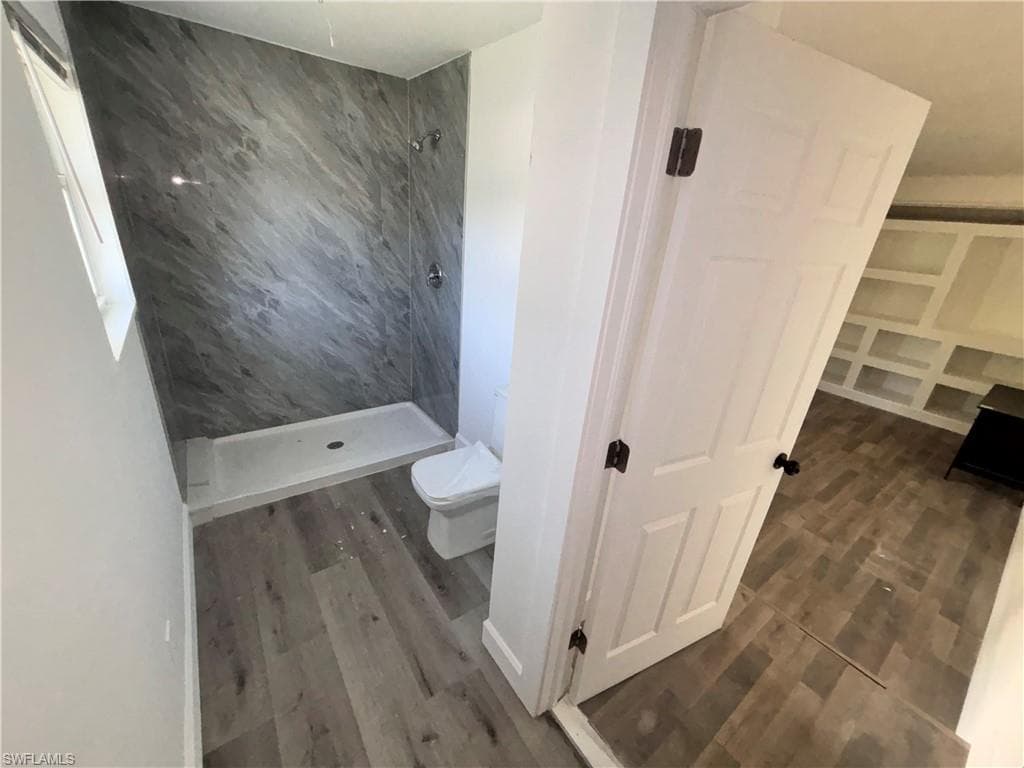 120 18th St NE, Naples, FL 34120-7