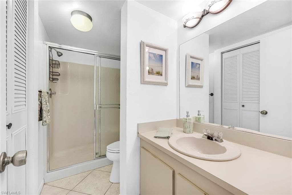 4251 27th Ct SW 103, Naples, FL 34116-12