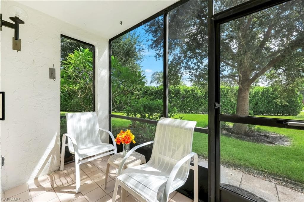 4251 27th Ct SW 103, Naples, FL 34116-16