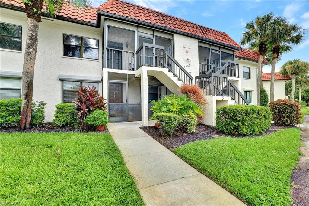 4357 27th Ct SW 204, Naples, FL 34116-14