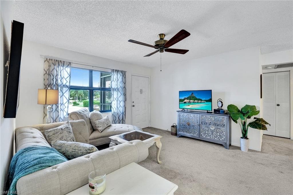 4357 27th Ct SW 204, Naples, FL 34116-3