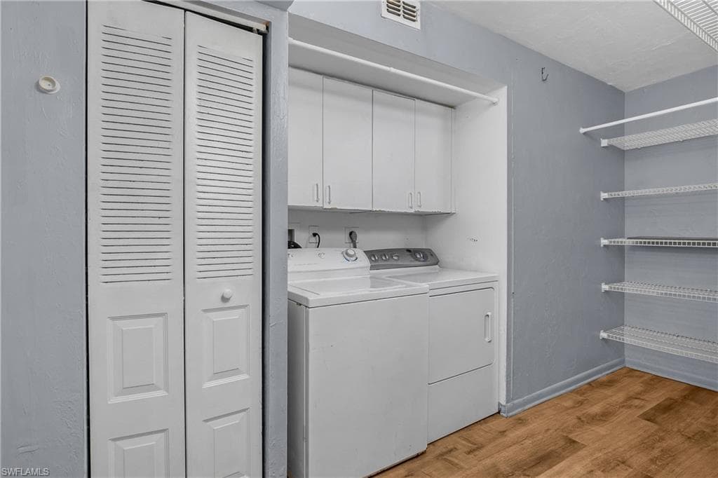 4200 Looking Glass Ln 4207, Naples, FL 34112-13