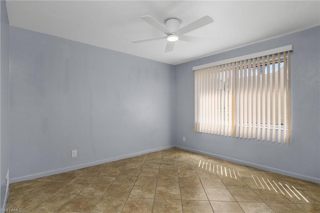 4200 Looking Glass Ln 4207, Naples, FL 34112-15