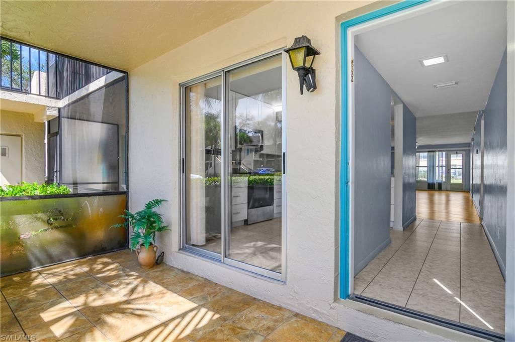 4200 Looking Glass Ln 4207, Naples, FL 34112-20