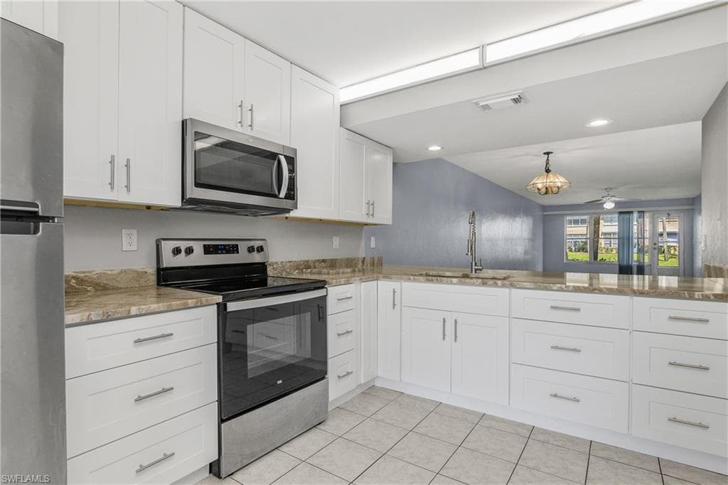 4200 Looking Glass Ln 4207, Naples, FL 34112-2