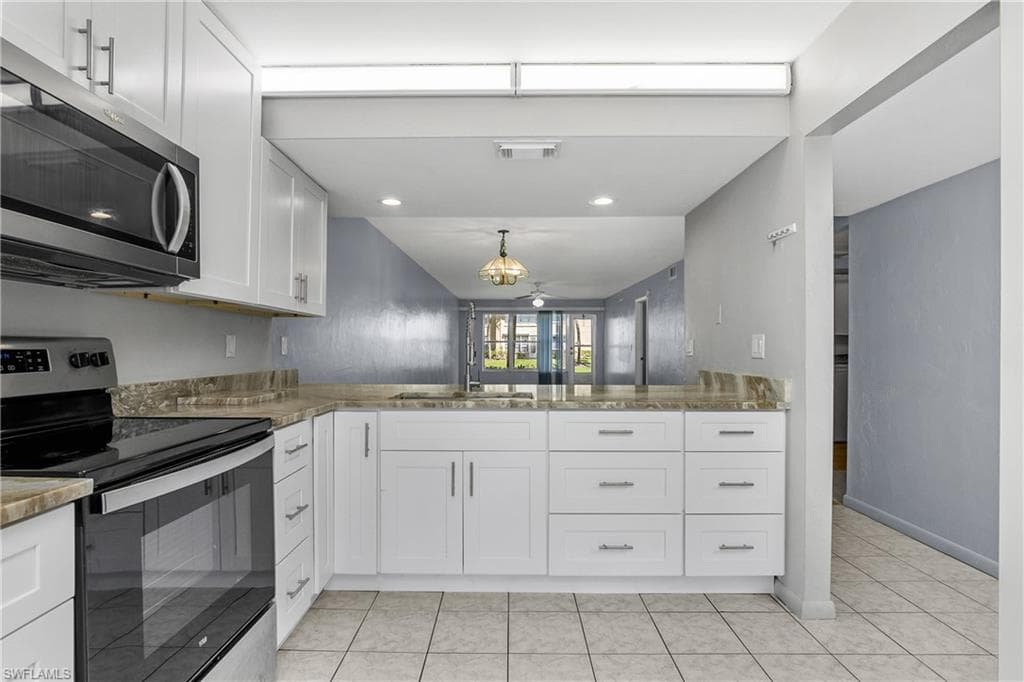 4200 Looking Glass Ln 4207, Naples, FL 34112-3