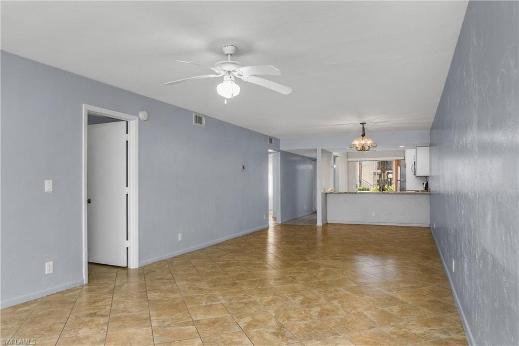 4200 Looking Glass Ln 4207, Naples, FL 34112-8