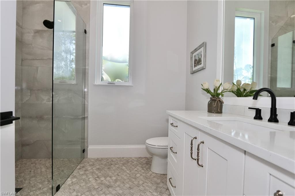 6688 Hunters Rd, Naples, FL 34109-33