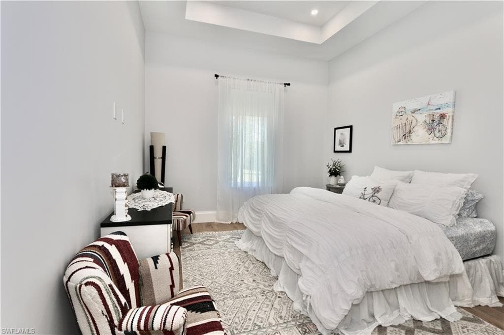 6688 Hunters Rd, Naples, FL 34109-34