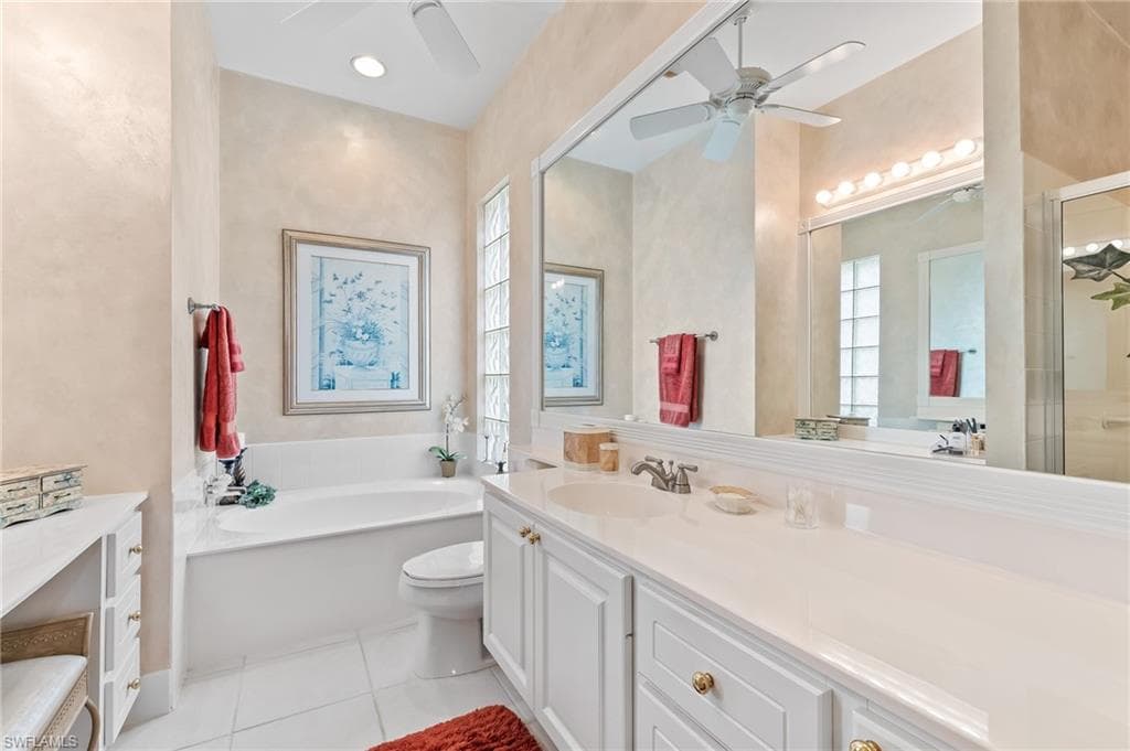 5292 Hawkesbury Way, Naples, FL 34119-15
