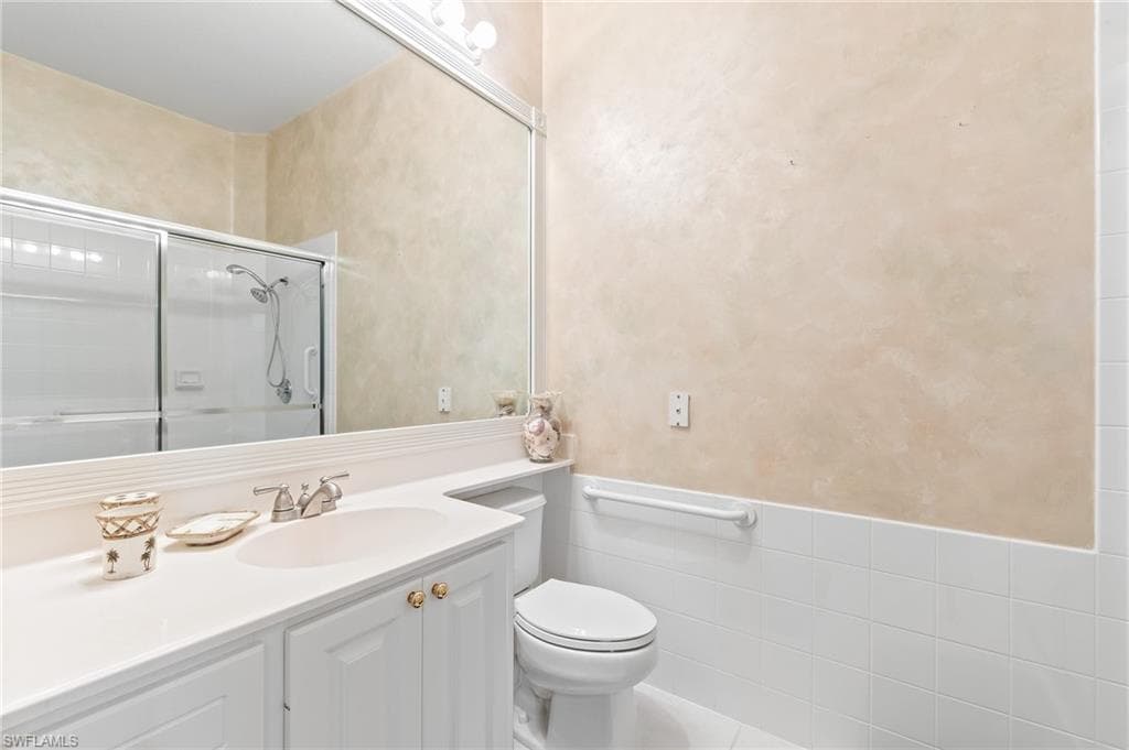 5292 Hawkesbury Way, Naples, FL 34119-19
