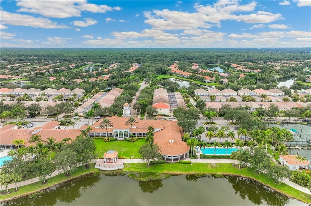 5292 Hawkesbury Way, Naples, FL 34119-35
