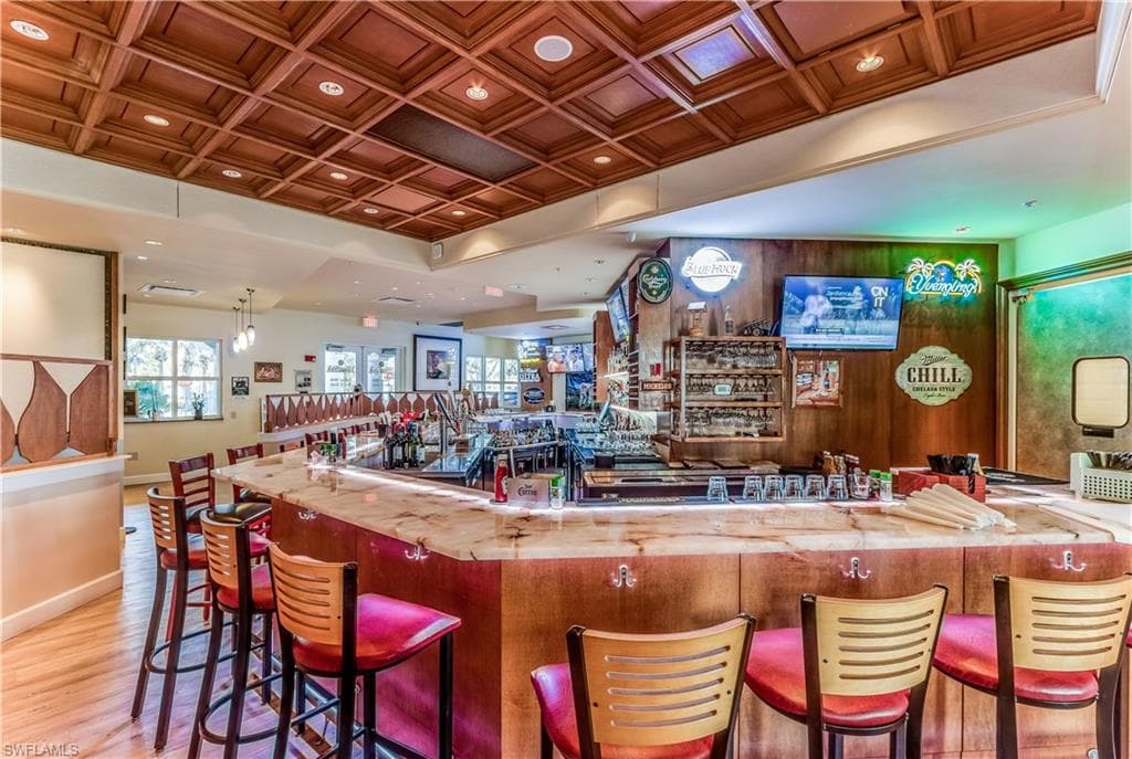 5292 Hawkesbury Way, Naples, FL 34119-36