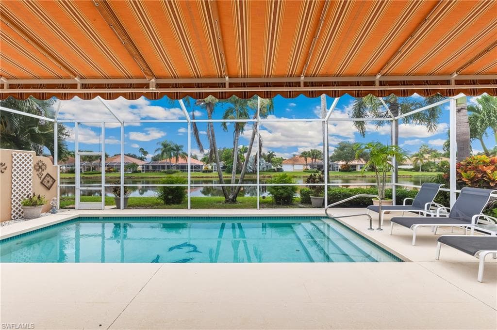 5292 Hawkesbury Way, Naples, FL 34119-3