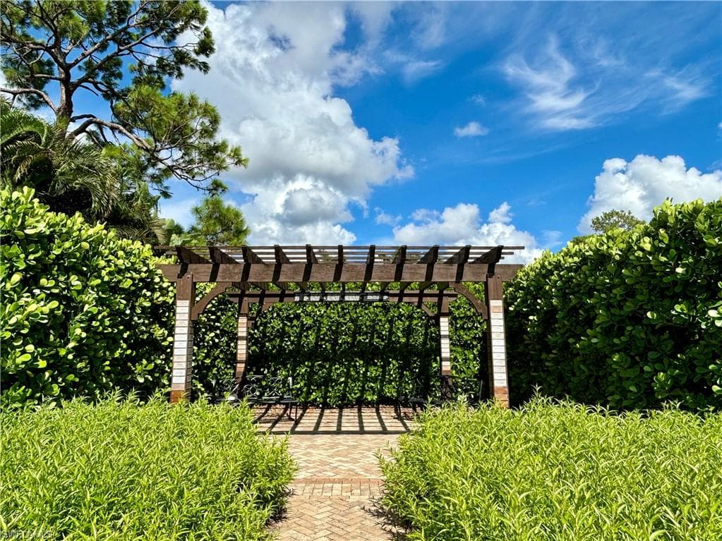 185 Penny Ln 3122, Naples, FL 34112-35
