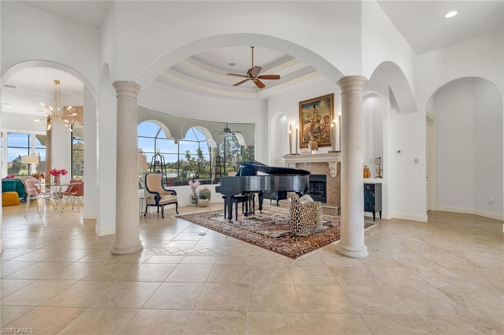 12471 Vittoria Way, Fort Myers, FL 33912-7