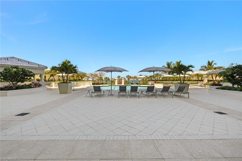 8473 Bay Colony Dr 1401, Naples, FL 34108-30