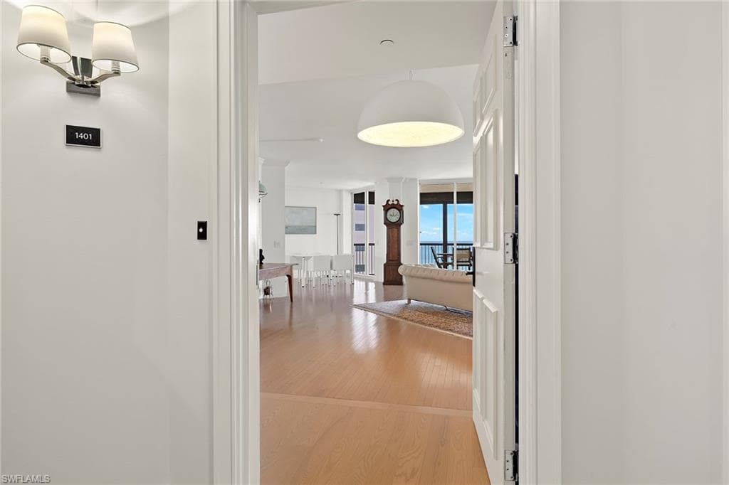 8473 Bay Colony Dr 1401, Naples, FL 34108-4
