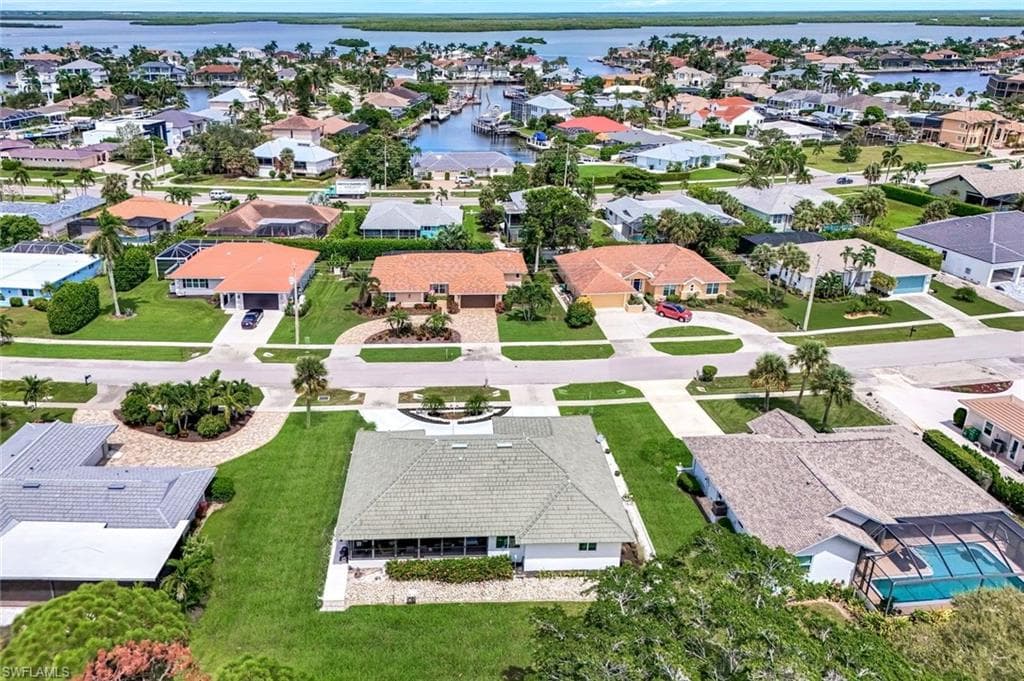 584 Nassau Rd, Marco Island, FL 34145-25