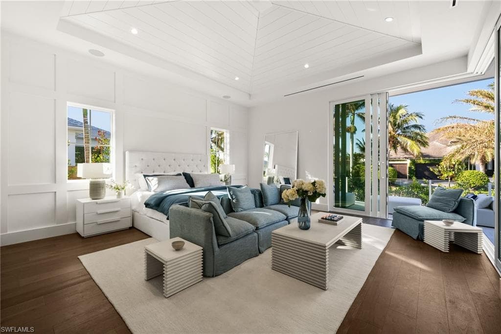 506 Neapolitan Ln, Naples, FL 34103-17