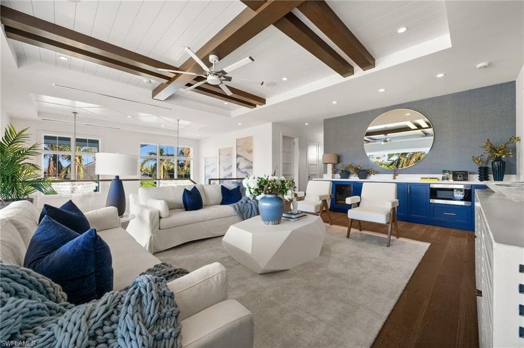 506 Neapolitan Ln, Naples, FL 34103-23