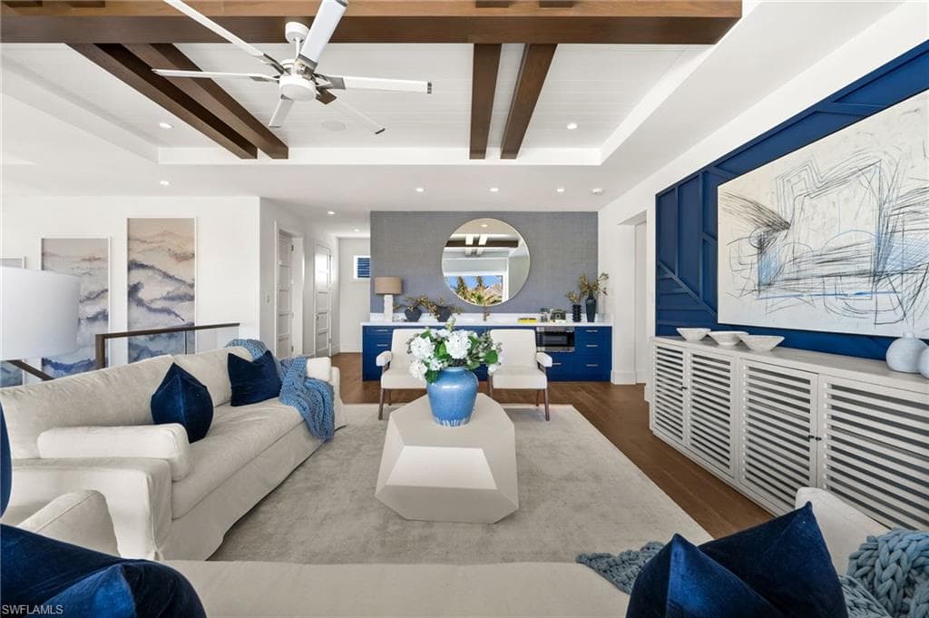 506 Neapolitan Ln, Naples, FL 34103-24