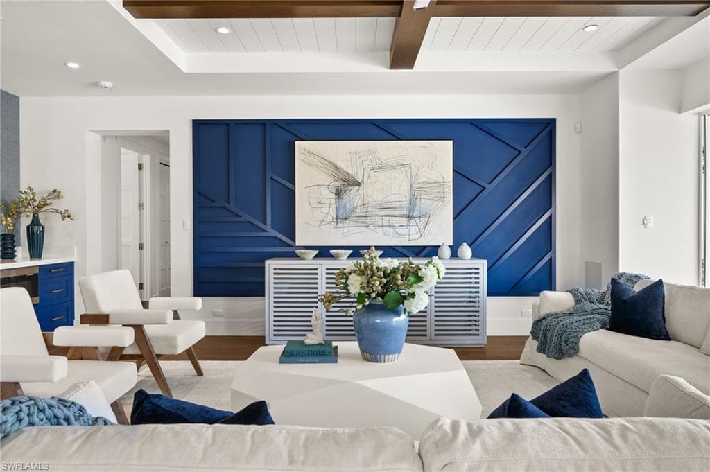 506 Neapolitan Ln, Naples, FL 34103-25