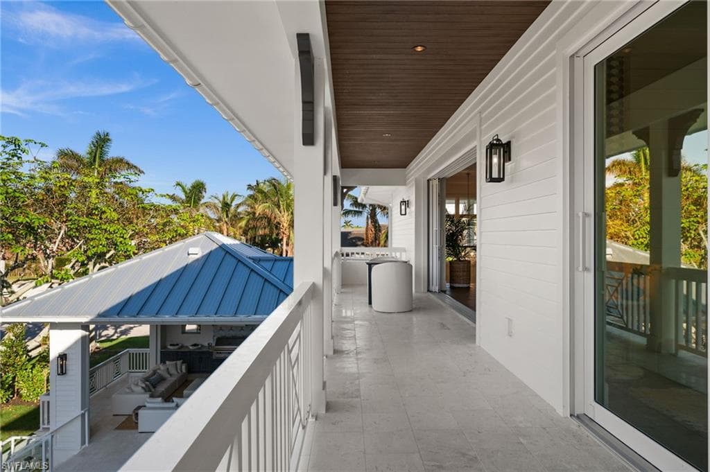 506 Neapolitan Ln, Naples, FL 34103-28