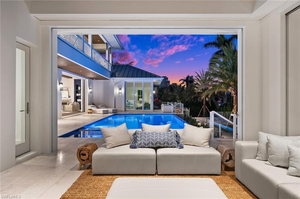 506 Neapolitan Ln, Naples, FL 34103-43