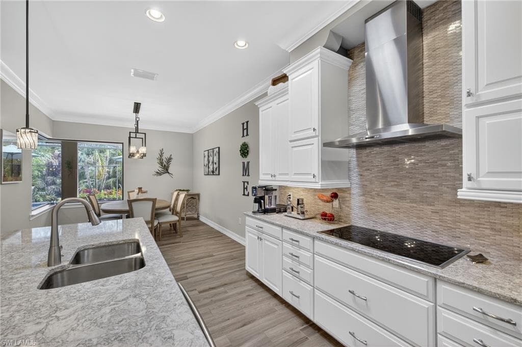 1471 Mockingbird Dr, Naples, FL 34120-14