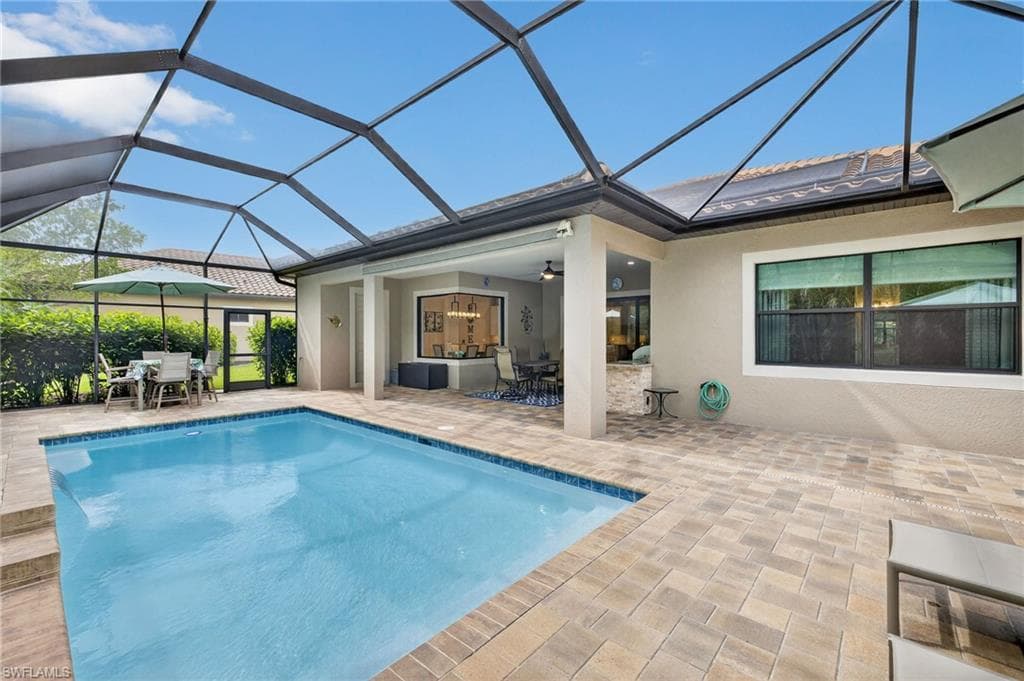1471 Mockingbird Dr, Naples, FL 34120-37