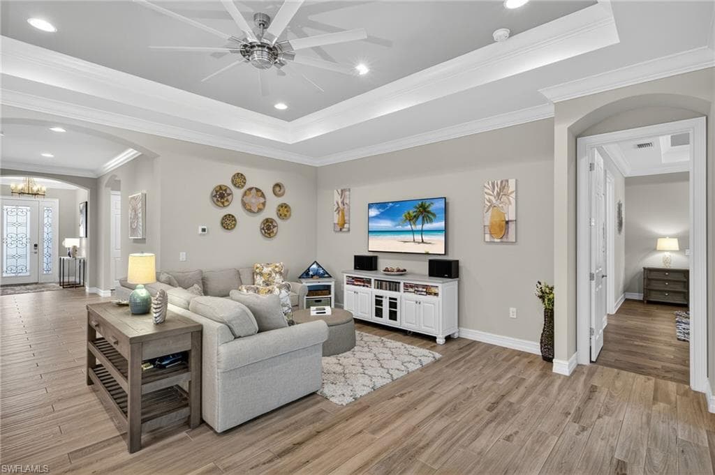 1471 Mockingbird Dr, Naples, FL 34120-8