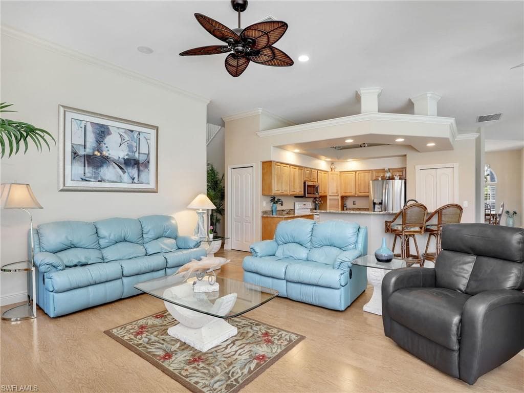 488 Adirondack Ct, Marco Island, FL 34145-16