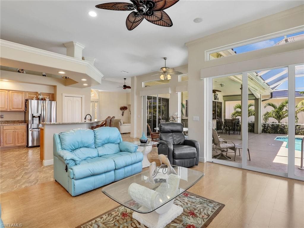 488 Adirondack Ct, Marco Island, FL 34145-17