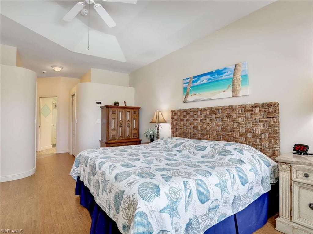 488 Adirondack Ct, Marco Island, FL 34145-23