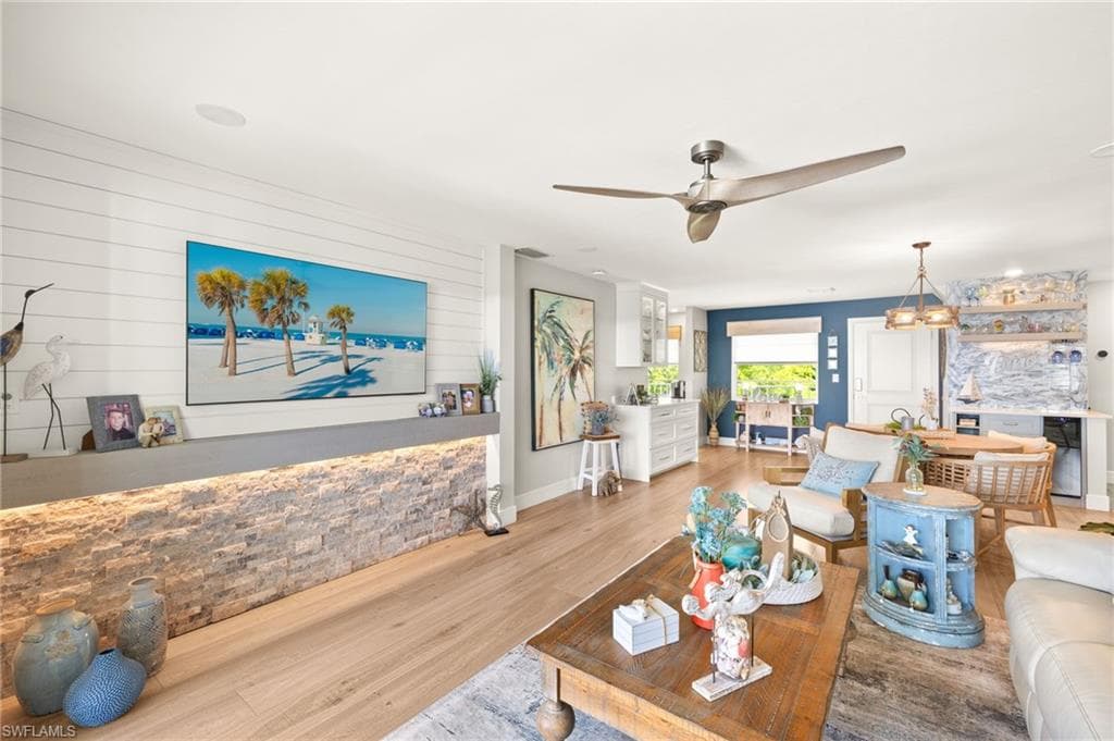 1140 Little Neck Ct D37, Naples, FL 34102-9